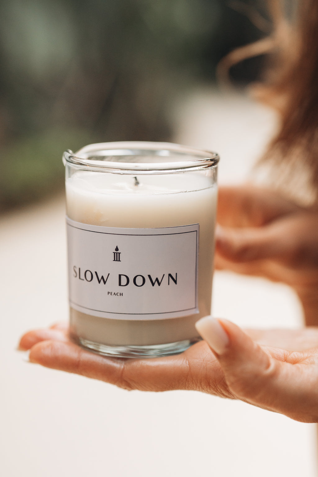 SLOW DOWN Body Serum Candle (Peach)